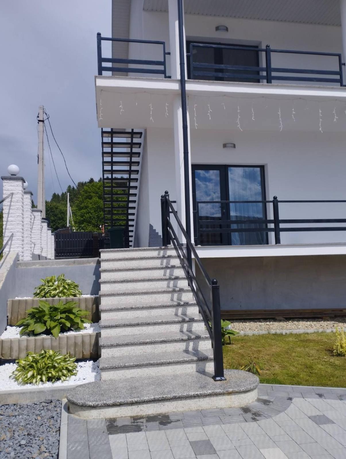 Apartmán Перлина Карпат Skhidnytsia Exteriér fotografie