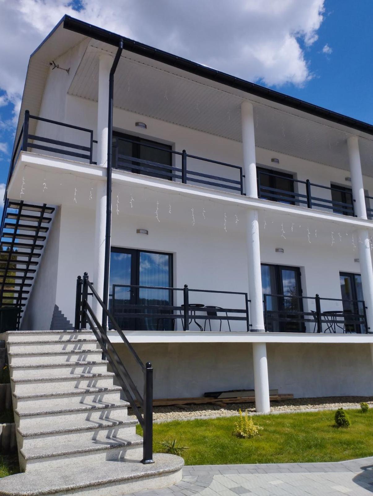 Apartmán Перлина Карпат Skhidnytsia Exteriér fotografie